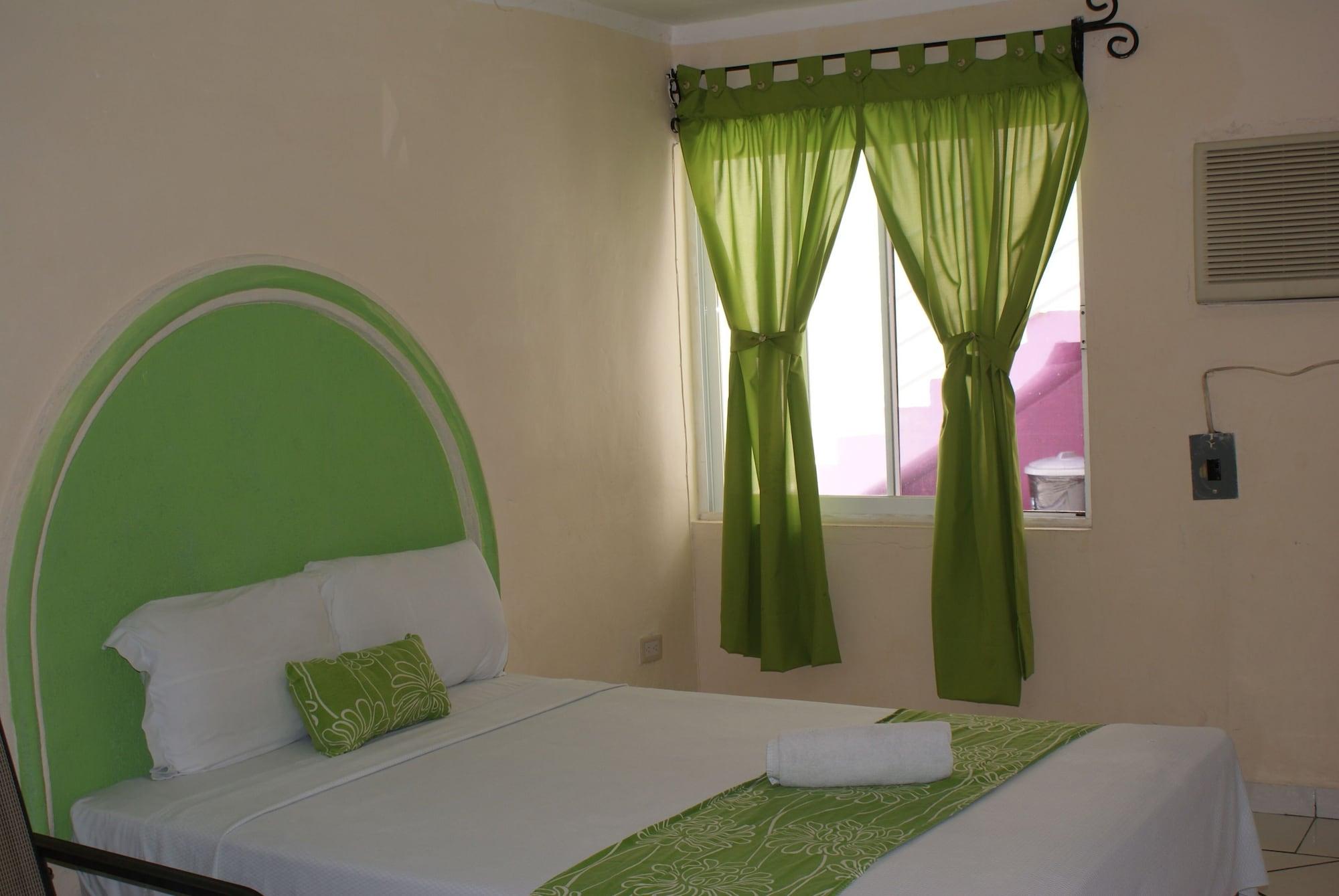 Hotel Hc Internacional Cancún Kültér fotó