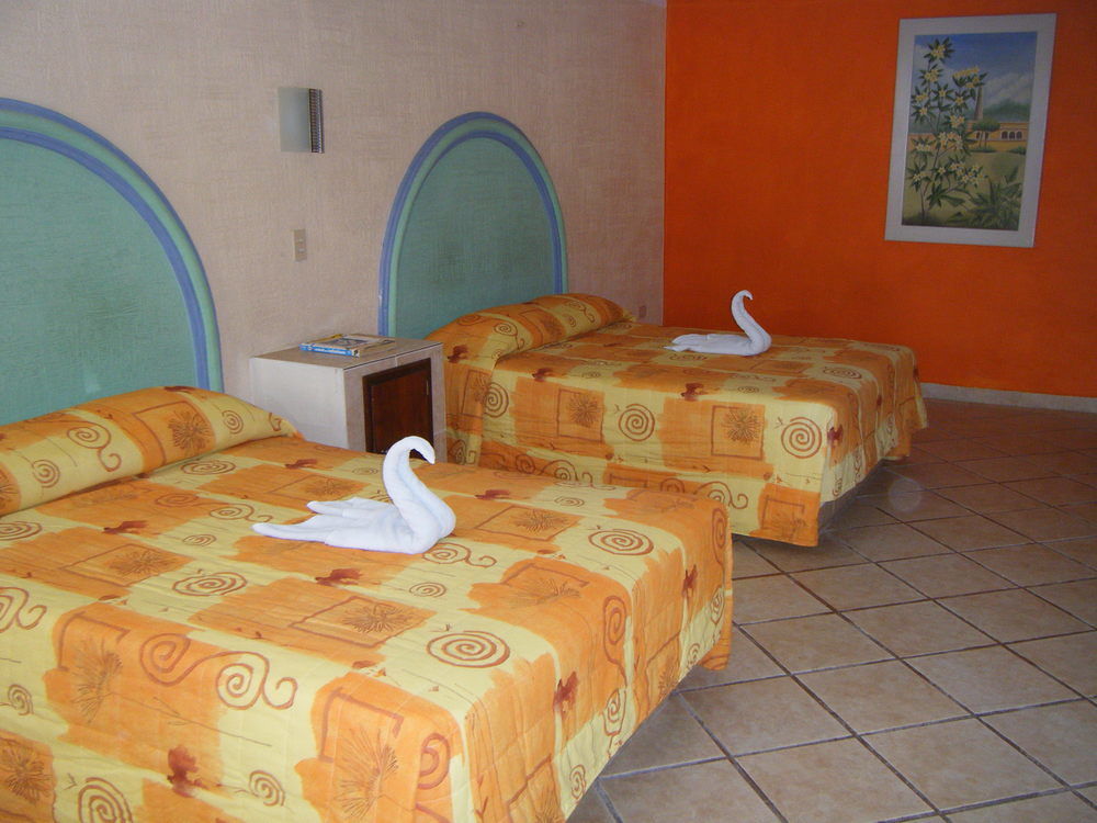 Hotel Hc Internacional Cancún Kültér fotó